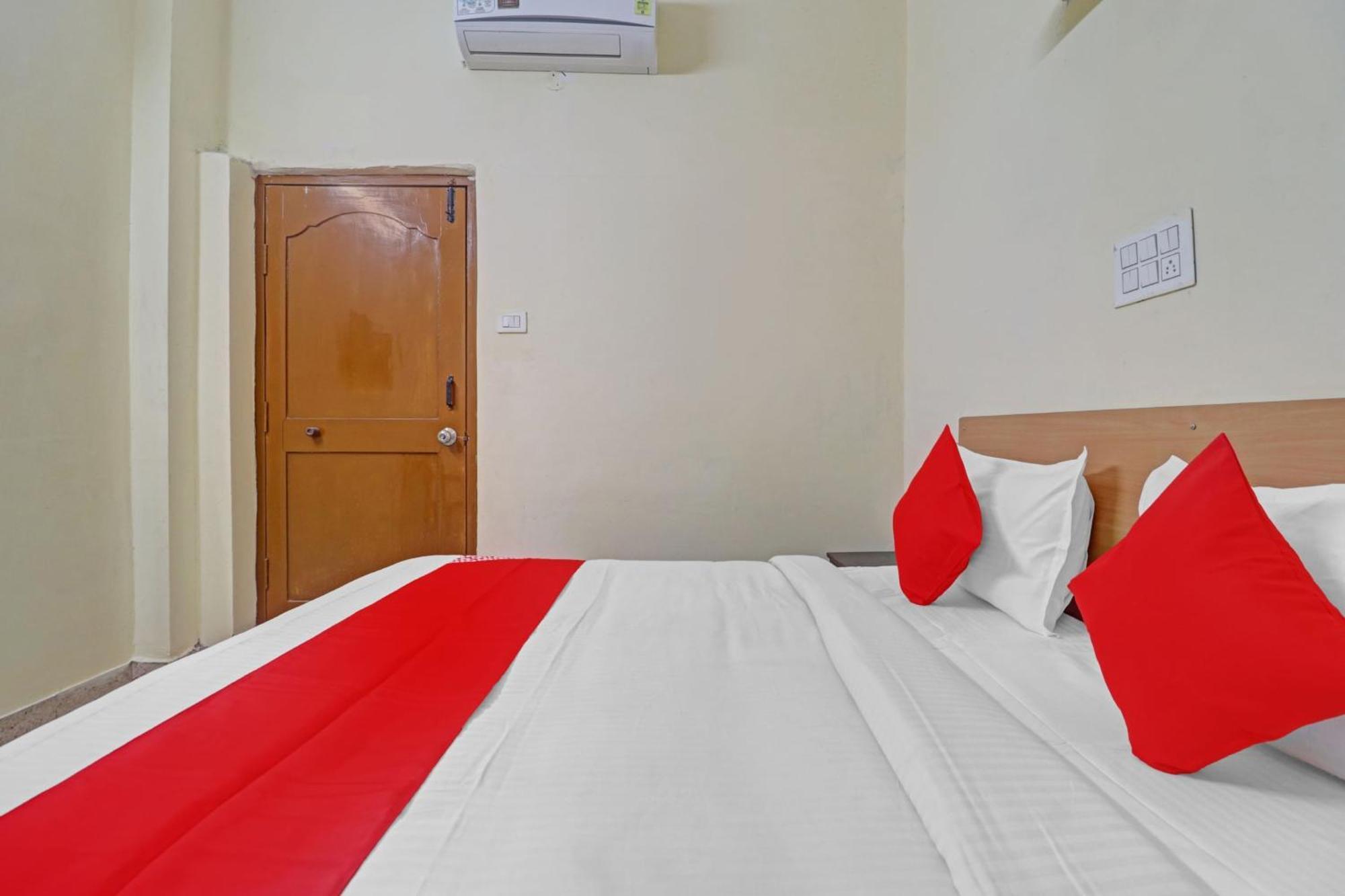 Super Hotel O Rbs Square Langer Houz Haidar Sahibguda Екстериор снимка